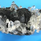 Cuarzo con hematites
15 x 11 x 6,5 cm
1,3 Kg
Lenchang (China) (Autor: Granate)