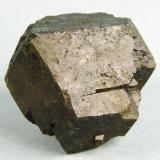 Granate melanita
Cehegín (Murcia)
España
5,5 x 4 x 4 cm
171 gr (Autor: Granate)