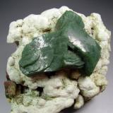 Heulandita verde. Jalgaon, Maharashtra, India. 7x6´5 cm. Grupo de 4´5 cm (Autor: geoalfon)