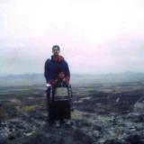 Mi hijo Alex y un servidor en la panorámica de la comunidad de Naica, Chihuahua, Mexico, desde lo más alto del cerro donde se encuentran las minas. (Autor: javmex2)