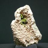 Titanita - Imilchil - Anti-Atlas - Er Rachidia  - Meknès-Tafilalet - Marruecos
Pieza de 12 x 8 cm. cristal mayor 0,7 cm. (Autor: El Coleccionista)