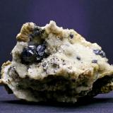 Esfalerita Marmatita - Tunel José Maestre - Portman - Murcia
Pieza de 13 x 9 cm. cristal mayor 2 cm. (Autor: El Coleccionista)