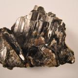 Wolframita.
 Minas de Panasqueira, Covilha, Castelo Branco, Portugal
12 x 9 cm. (Autor: bolesminerales)