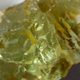A picture that shows the structure of the pale green and very clear fluorite. (Author: Tobi)