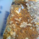 Piromorfita<br />Grupo Minero "Juan Antonio", Paraje Las Minillas, Garlitos, Comarca La Siberia, Badajoz, Extremadura, España<br />Cristales 2 y 3 milimetros<br /> (Autor: apita)