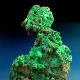 Cuprita recubierta de malaquita<br />Cerro Minado, Huércal-Overa, Comarca Levante Almeriense, Almería, Andalucía, España<br />15x7cm.<br /> (Autor: DAni)