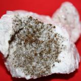 Pirita<br />Cantera Las Suertes, Las Suertes, Vegas de Matute, Comarca Suroeste, Segovia, Castilla y León, España<br />Cristales milimétricos (aproximadamente)<br /> (Autor: jose manuel gomez)