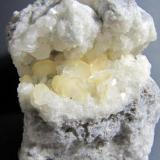 Geoda de Magnesitas - Rubián - O Incio - Lugo. Tamaño cristales 0.5 cm (Autor: Rodrigo Fresco)