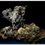 Arsenopirita. Ejemplar 6 cm. Minas de Panasqueira, Portugal. (Autor: Rafa Muñoz(mineralvarado))