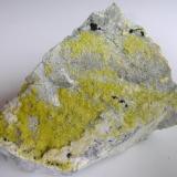 MimetitaLos Ángeles Mine, Cumbres de Pedro Amigo, Peroamigo, El Castillo de las Guardas, Comarca El Corredor de la Plata, Seville, Andalusia, Spain10x6x4 cm. (Autor: Nacho)