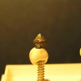 Ferberita (variedad reinita)<br />Mina Valdarcas, Covas, Vila Nova de Cerveira, Viana do Castelo, Región Norte, Portugal<br />4 mm<br /> (Autor: Carlos J. Rodríguez)