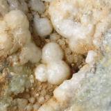 Fluorita Globular blanca, Santa Coloma de Gramenet. (Autor: marcel)