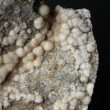 Fluorita globular blanca, Santa Coloma de Gramenet. (Autor: marcel)