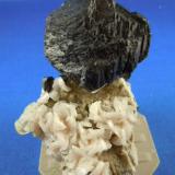 Sphalerite on dolomite
Picher, Ottawa County, Oklahoma, USA
8.0 x 5.2 cm (Author: rweaver)