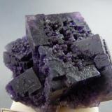 Fluorite
Marion, Kentucky
5.8cm x 3.5cm (Author: rweaver)