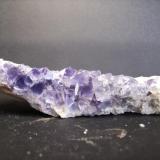 Fluorita  12x3 cm Berbes - Asturias (Autor: Jose Muñoz)