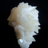 Calcite. Locality: Real de Catorce, San Luis Potosí, México
size: 7cm x 5cm (Author: Luis Domínguez)