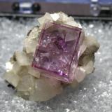 Fluorite on Dolomite
from Dolomite Products Quarry, Penfield, New York, USA
size:1.9cm X 2.3cm X1.3cm (Author: pro_duo)