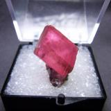 Rhodochrosite
from Sweet Home Mine
size: 1.5 cm tall (Author: pro_duo)