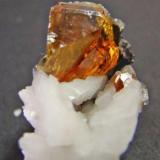 Sphalerite. Mánforas Mine. Áliva. Cantabria. Spain. Crystal 0,5 cm (Author: nimfiara)