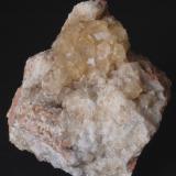 Fluorita - Mines de Sant Marçal, Viladrau, Montseny, Osona, Girona, Catalunya, España
Medidas: 7x6,5x5 cms (Autor: Joan Martinez Bruguera)