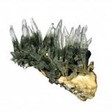 Quartz, Chlorite. 9.5 x 7 cm.  (Author: José Miguel)