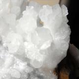 Calcite. Wenshan Mine, Dulong Ore Field, Wenshan County, Wenshan Autonomous Prefecture, Yunnan Province, China. 18 x 10 x 9 cm. (Author: Lumaes)