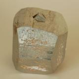 Pirita - Ambasaguas, Muro de Aguas, La Rioja, España
Medidas: 2,5 x 2,5 x 2,3 cms (Autor: Joan Martinez Bruguera)