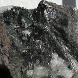 PirolusitaCala Mines, Cala, Comarca Sierra de Huelva, Huelva, Andalusia, Spain7x7 cm (Autor: nerofis2)