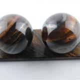 Two tiger eye spheres, 40mm (Author: farmukanx)
