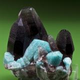 Smoky quartz and amazonite
Smoky Hawk Mine,  Jewel Pocket,
Teller Co., Colorado
Specimen size 3.8 x 4 cm. (Author: am mizunaka)