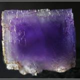 FLUORITA - Berbes - Asturias - Cristal de 5.5cm x 6cm (Autor: Mijeño)