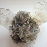 Gypsum aggregate (6,5 x 5,5 cm) from Bad Dürkheim, Rhineland-Palatinate. (Author: Andreas Gerstenberg)