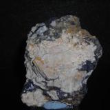 Galena con Cerusita y Anglesita
Filones de la Mina Mineralogía, Bellmunt, Tarragona, Cataluña, España. 
10x6cm (Autor: marcel)