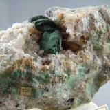 Malachite on Quartz
Cheshire, Connecticut
8.3cm x 5.5cm (Author: rweaver)