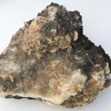 Magnesita con dolomita.Azcárate Quarry, Eugui, Esteríbar, Comarca Auñamendi, Chartered Community of Navarre (Navarre), Spain21 x 15 cm. (Autor: canada)