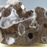 Epistilbite, Chabazite and Laumontite
Puu O Ehu Quarry
Kailua, Hawaii
5.2cm x 4.1cm (Author: rweaver)