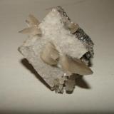 Double-generation calcite, San Antonio El Grande, Chihuahua Mexico. Size: 7cm. (Author: javmex2)