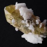 Brasilianita
Linopolis, Brasil
Cristal biterminado de 6,5 cm. (Autor: E. Llorens)