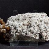 Baryte, Sykes mine (West), Trough of Bowland, Lancashire. approx 15 cm long. (Author: nurbo)