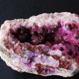 Talmessite over cobaltian Calcite
Agdal, Morocco
11x6 cm. (Author: Enrique Llorens)