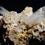 Cuarzo. 
Alumbres. Cartagena. 
6.5x5.9 cm. Cristal mayor 3 cm. (Autor: Juan L)