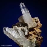 Cuarzo. 
Alumbres. Cartagena. 6.3x4.5 cm. Cristal mayor 3.4 cm. (Autor: Juan L)