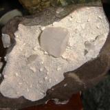 Apophyllite, Stilbite and Calcite
Quarry municipal - Morro Reuter, Rio Grande do Sul, Brazil
Sample with 13 x 11 x 4 cm. Apophyllite crystal  with 1.6 x 1.6 x 1.5 cm (Author: Anísio Cláudio)