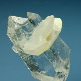 Apophyllite-(KF) xl on Quartz xl
Fengjiashan Mine, Edong Mining District, Daye County, Huangshi, Hubei, China
Specimen size: Cabinet

Specimen: William Pinch Collection
Photo: Jeff Scovil &amp; The RRUFF Project (Author: Pinch Bill)