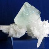 Fluorite
Labor Teo, Mundo Nuevo, Peru
11x6 cm (Author: Enrique Llorens)