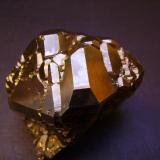 Pirita
Mina Huanzala, Distrito Huallanca, Provincia Dos de Mayo, Departamento de Huánuco, Perú
6 x 5 x 4,5 cm. (Autor: Antonio Alcaide)