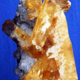 Baryte<br />Silius, Metropolitan City of Cagliari, Sardinia/Sardegna, Italy<br />8x4 cm<br /> (Author: Enrique Llorens)