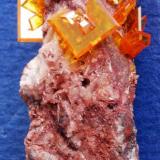 Wulfenita
Rowley Mine, Arizona, USA
5x1,5 cm (Autor: E. Llorens)