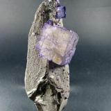 Fluorita. Elmwood Mine. 18x7 cm (Autor: geoalfon)